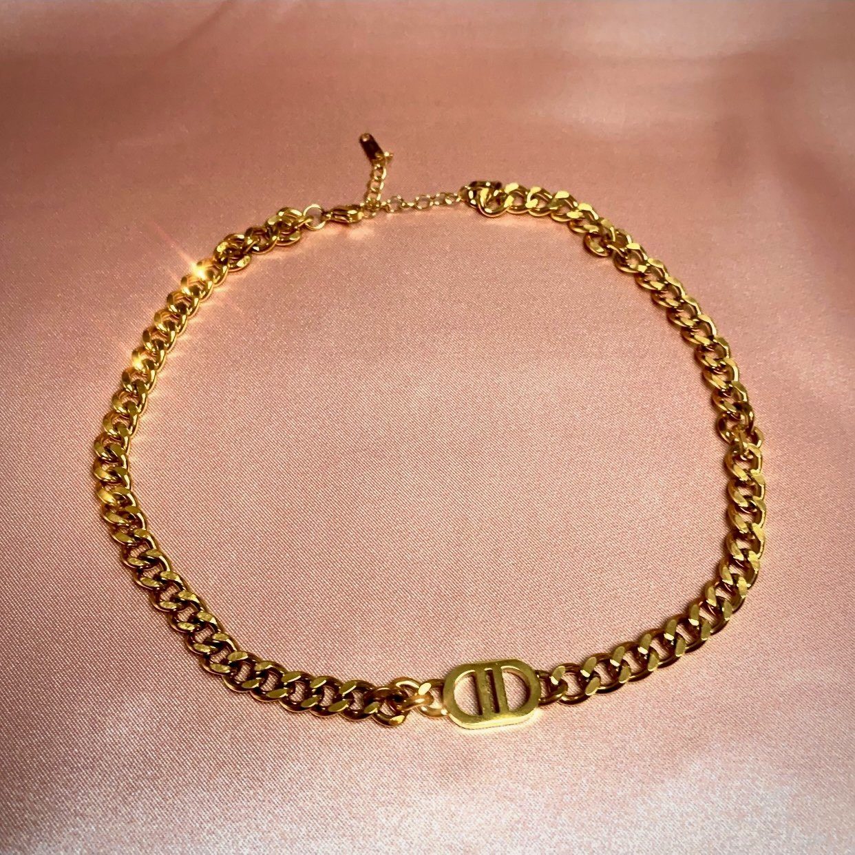 Choker Dainty Paris Flavor